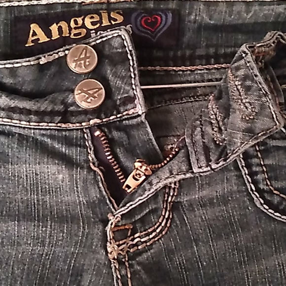 Angel Jean's - Picture 7 of 11